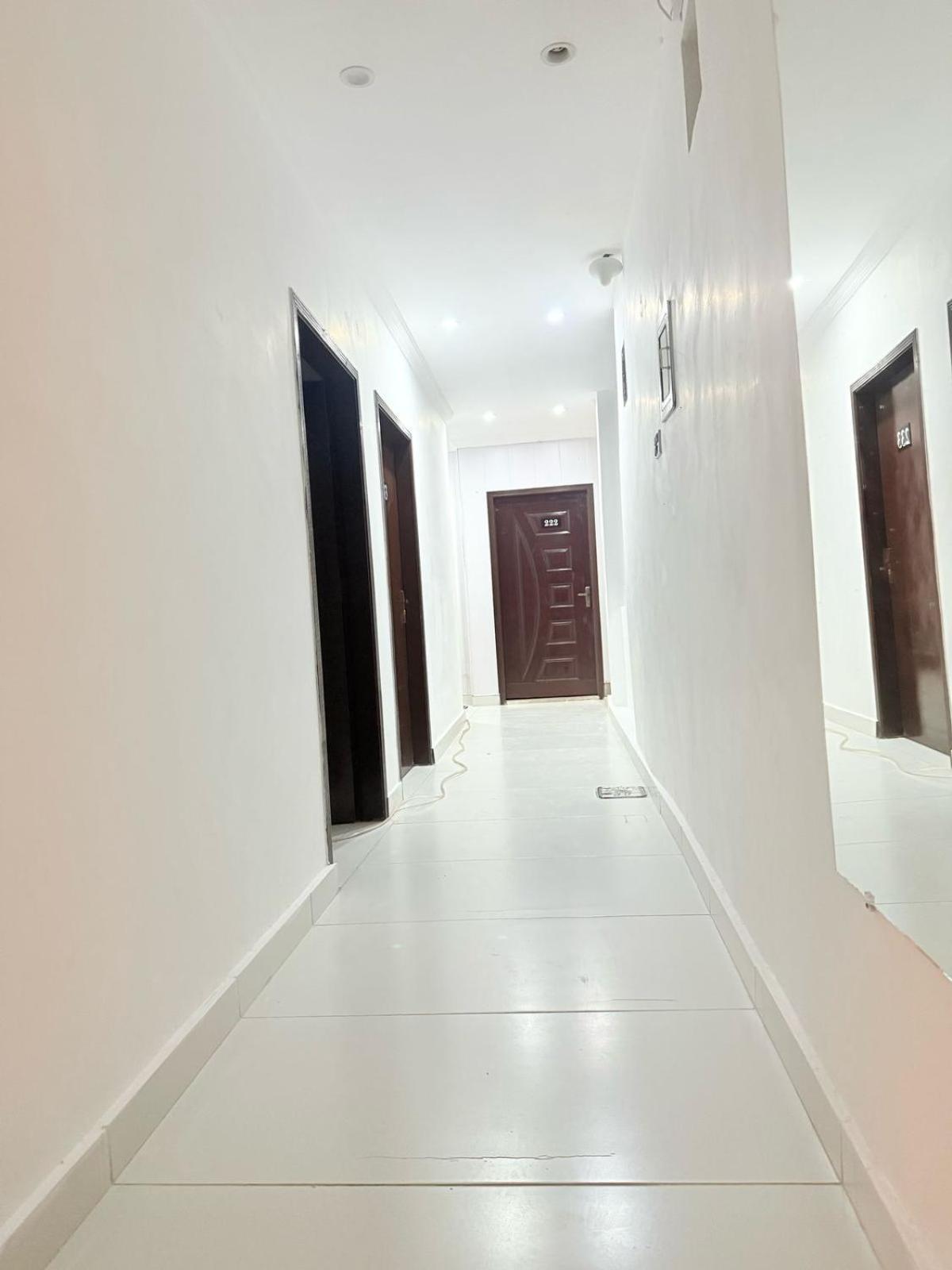 Hotel Tulip Inn, Gulberg Lahor Kültér fotó