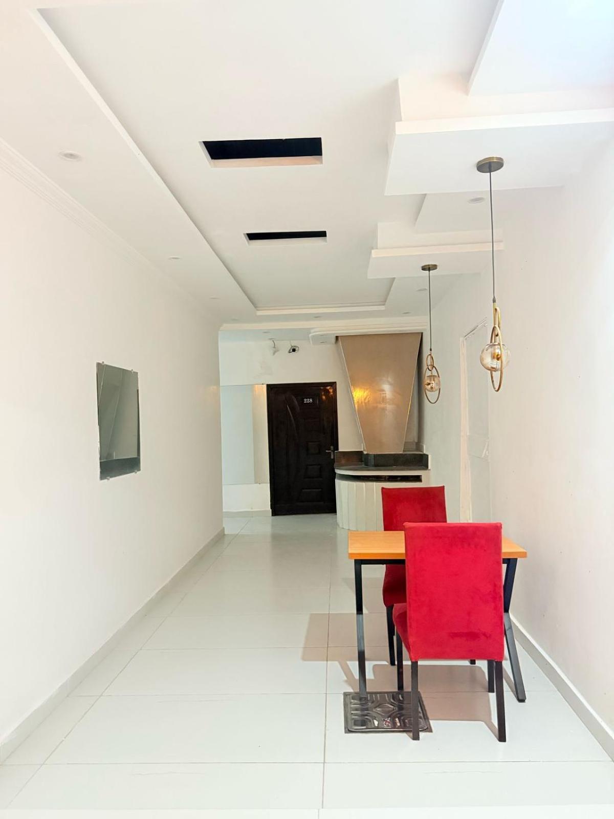Hotel Tulip Inn, Gulberg Lahor Kültér fotó