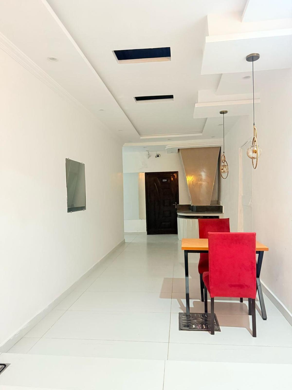 Hotel Tulip Inn, Gulberg Lahor Kültér fotó